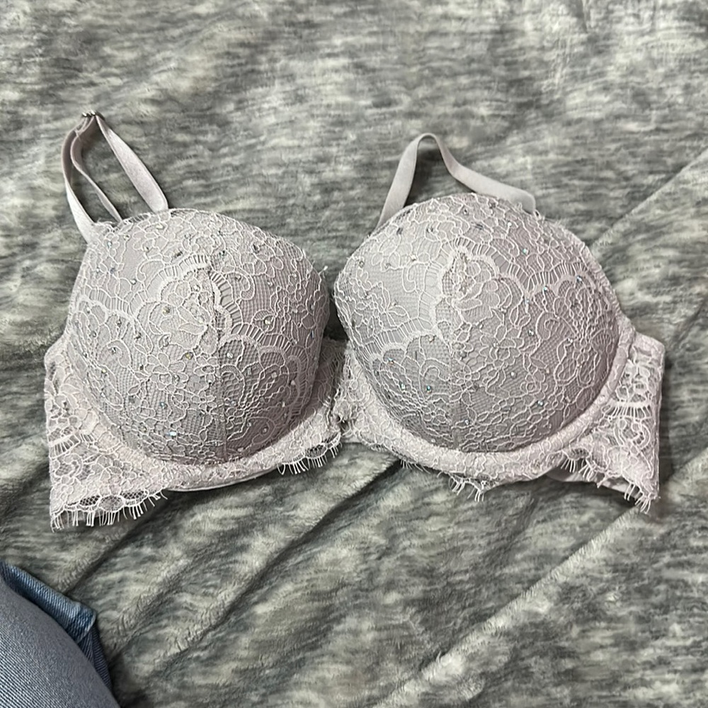 Victoria Secret | Demi Bra